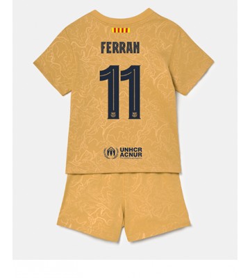 Barcelona Ferran Torres #11 babykläder Bortatröja barn 2022-23 Korta ärmar (+ Korta byxor)